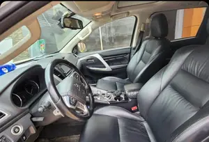 Mitsubishi Montero 2020 Blanc