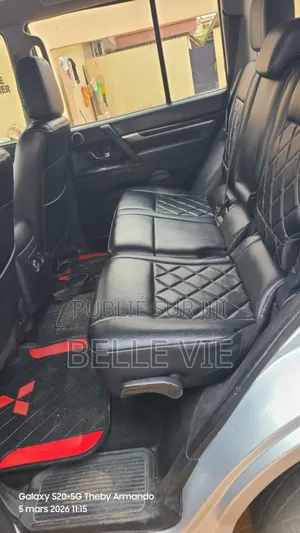 Mitsubishi Pajero 2012 Argenté