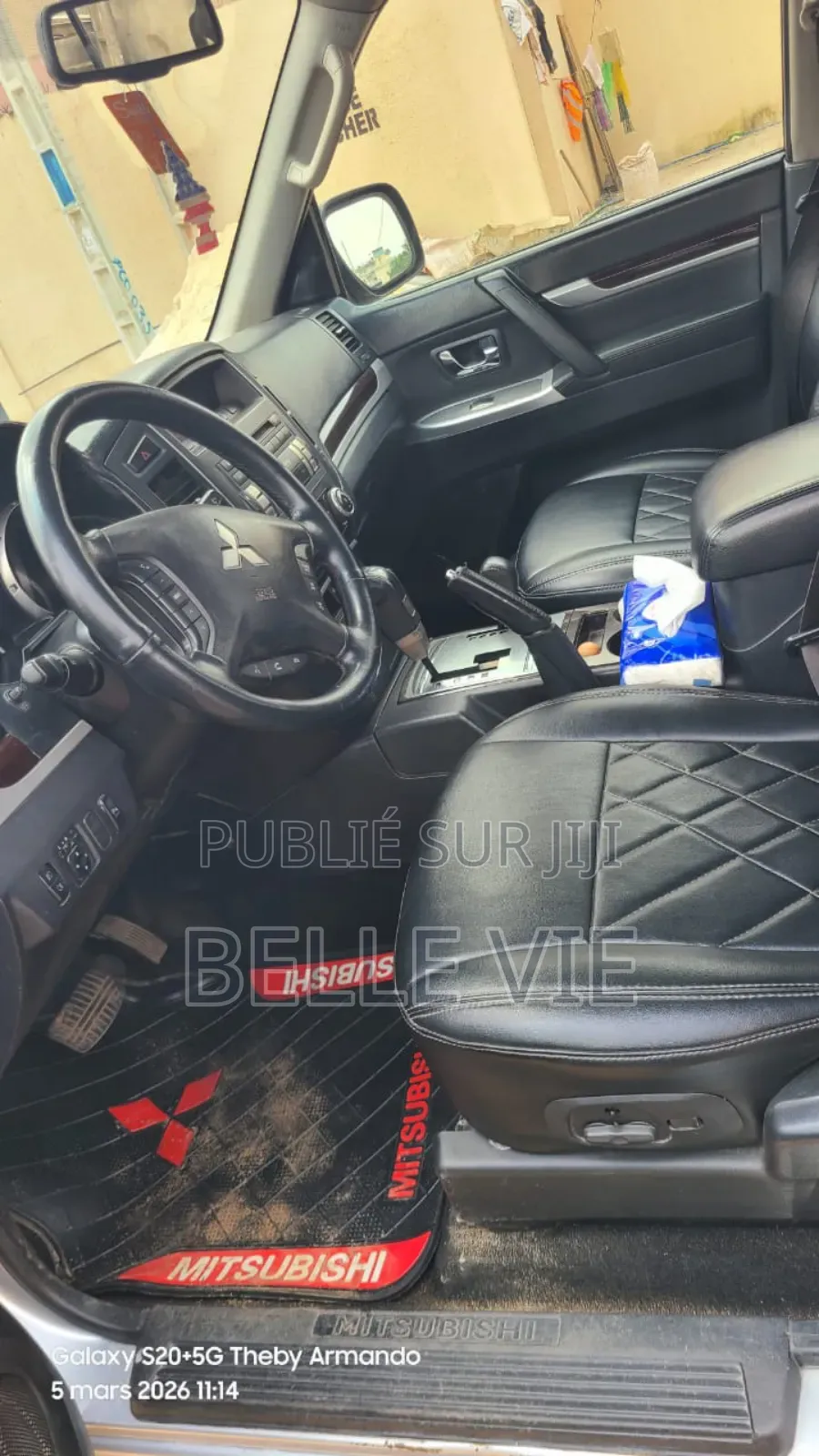 Mitsubishi Pajero 2012 Argenté