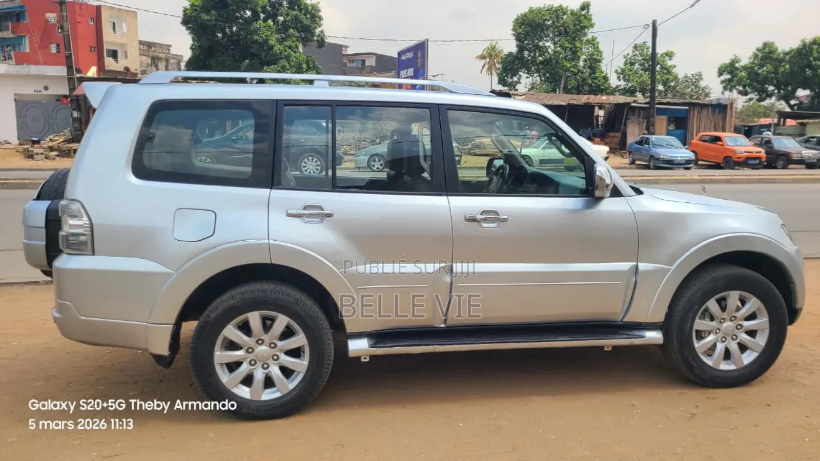 Mitsubishi Pajero 2012 Argenté