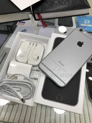 Nouveau Apple iPhone 7 128 GB Gris