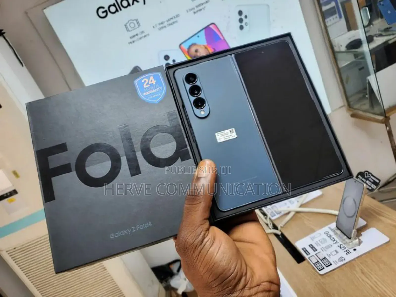 Nouveau Samsung Galaxy Z Fold4 256 GB Noir