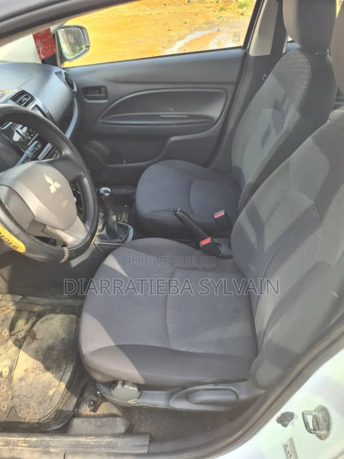 Mitsubishi Spacestar 2015 Blanc