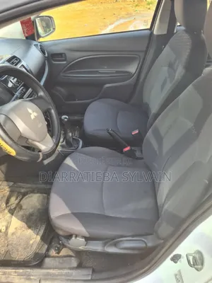 Mitsubishi Spacestar 2015 Blanc