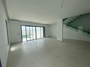 Furnished 8chbre Duplex dans Ismaël Coulibaly, Grand-Bassam à Vendre