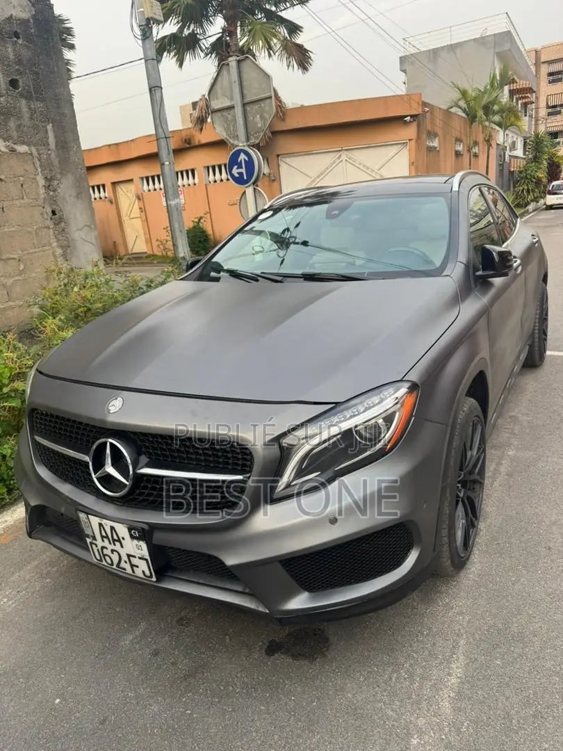 Mercedes-Benz GLA 250 2015 Gris