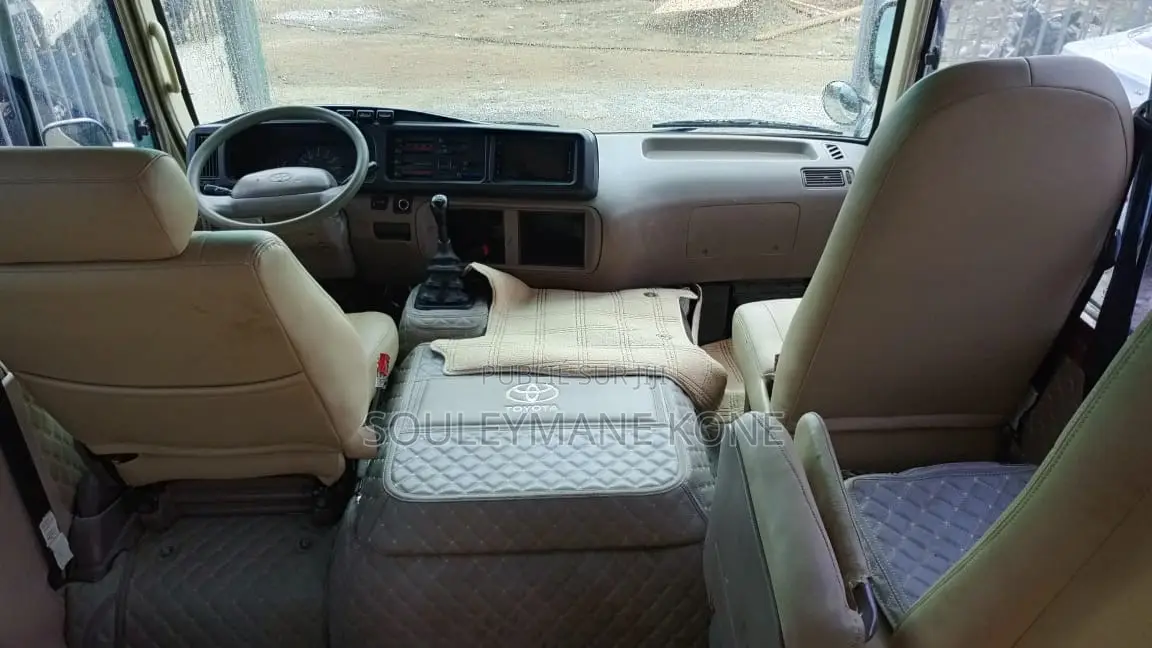 Toyota Sous-verre 2020 Gris