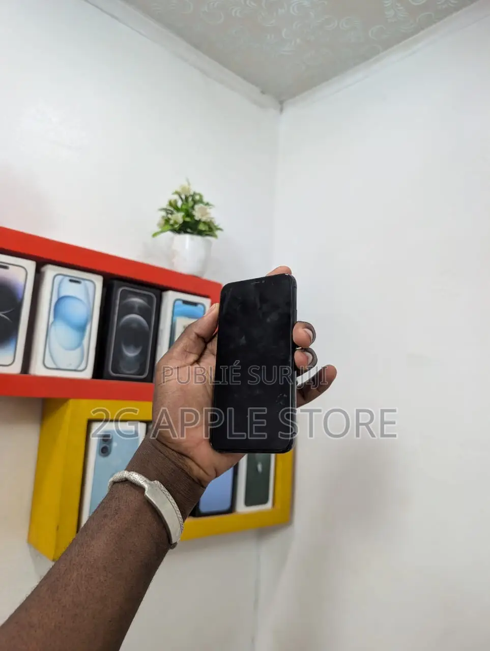 Apple iPhone X 64 GB Noir