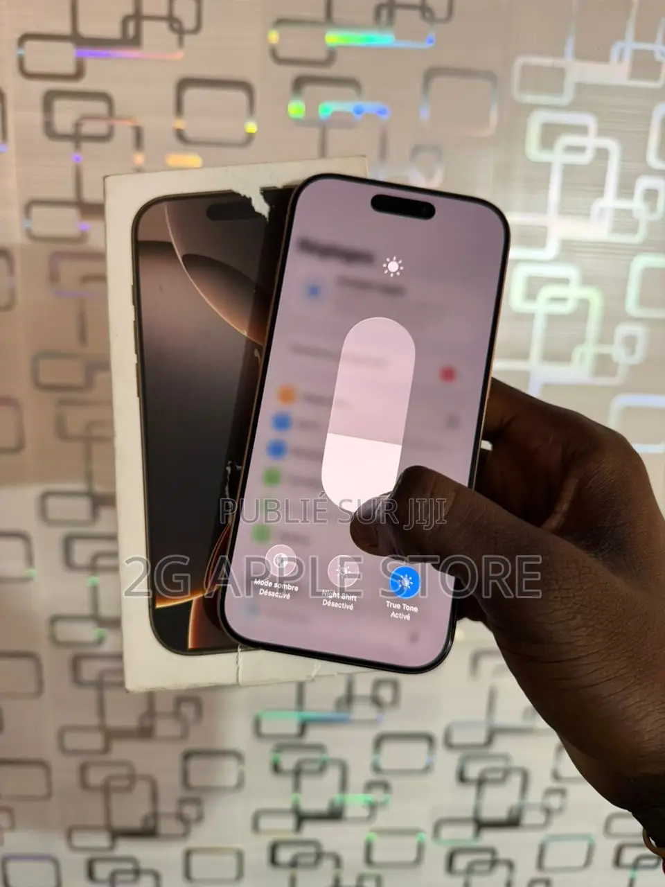 Nouveau Apple iPhone 16 Pro 128 GB Doré