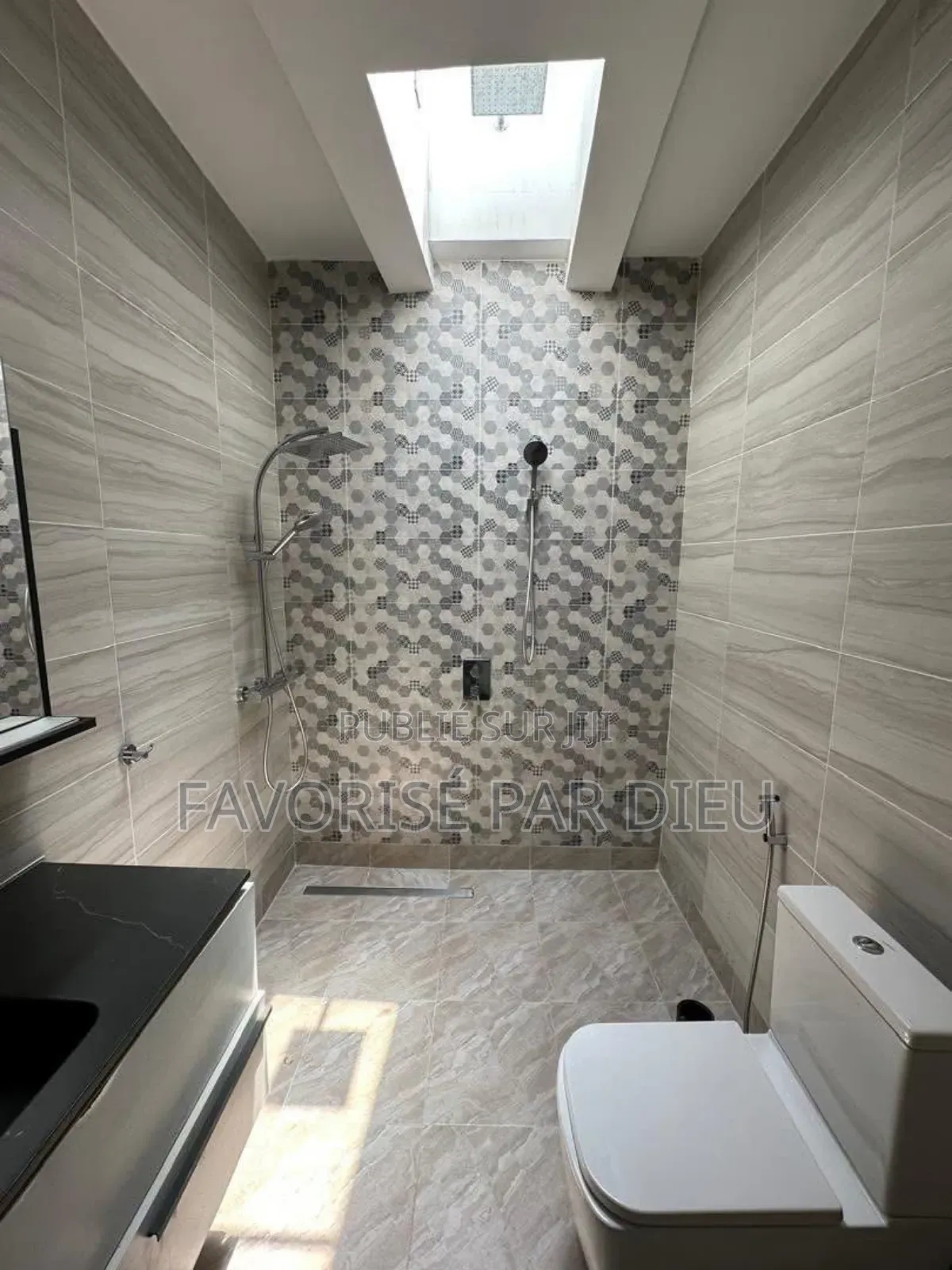 5chbre Duplex dans Cocody à Vendre