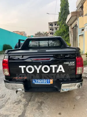 Toyota Hilux 2020 Noir