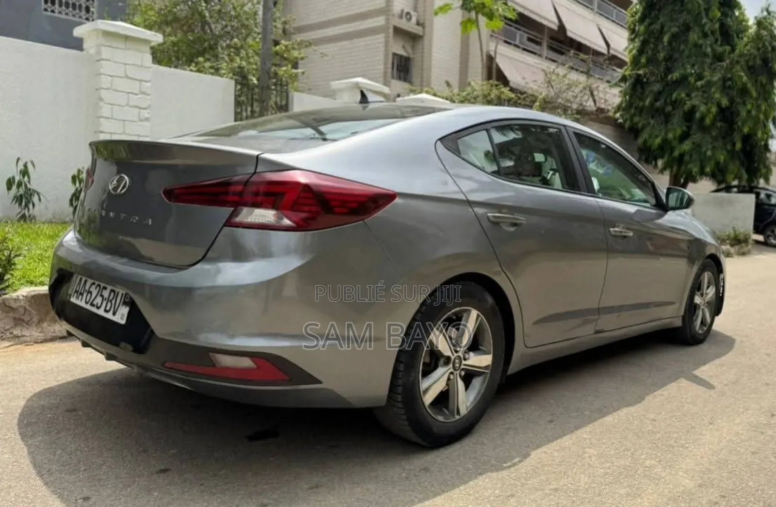 Hyundai Elantra 2020 Argenté