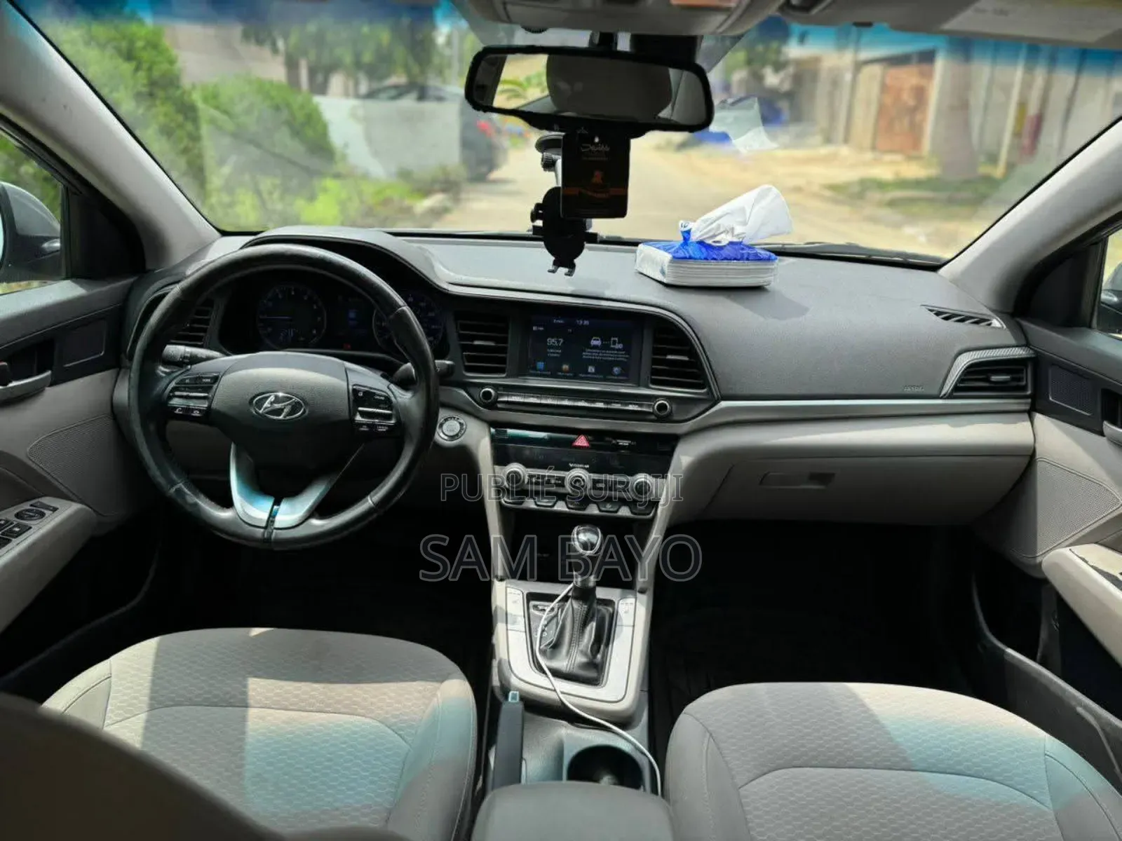 Hyundai Elantra 2020 Argenté