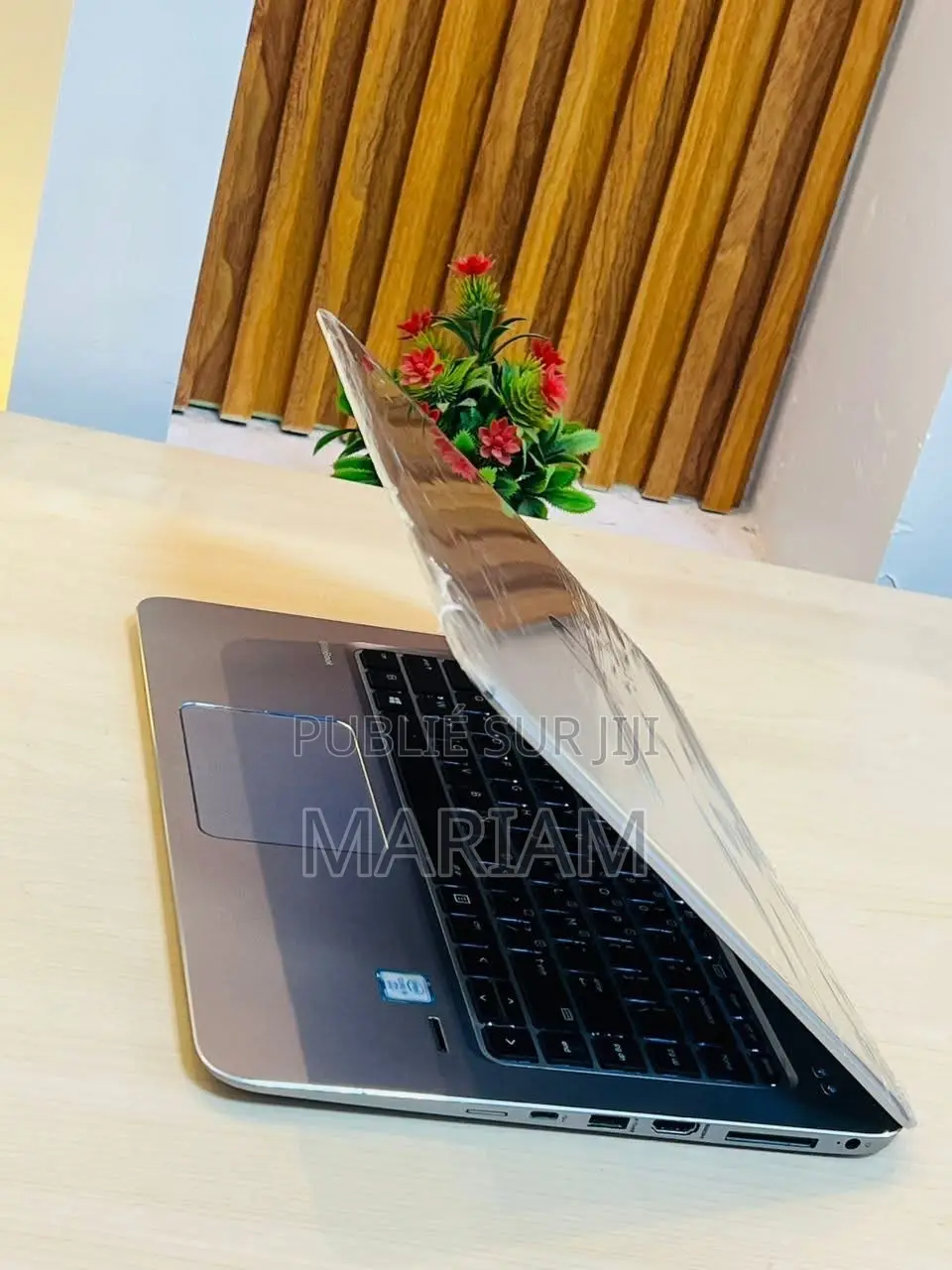 Nouveau HP EliteBook 1040 G3 8GB Intel Core i7 SSD 512GB