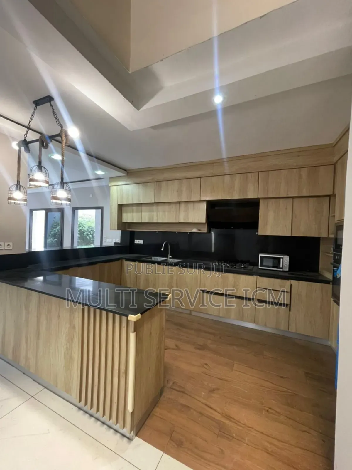 Furnished 8chbre Duplex dans Ismaël Coulibaly, Cocody à Vendre