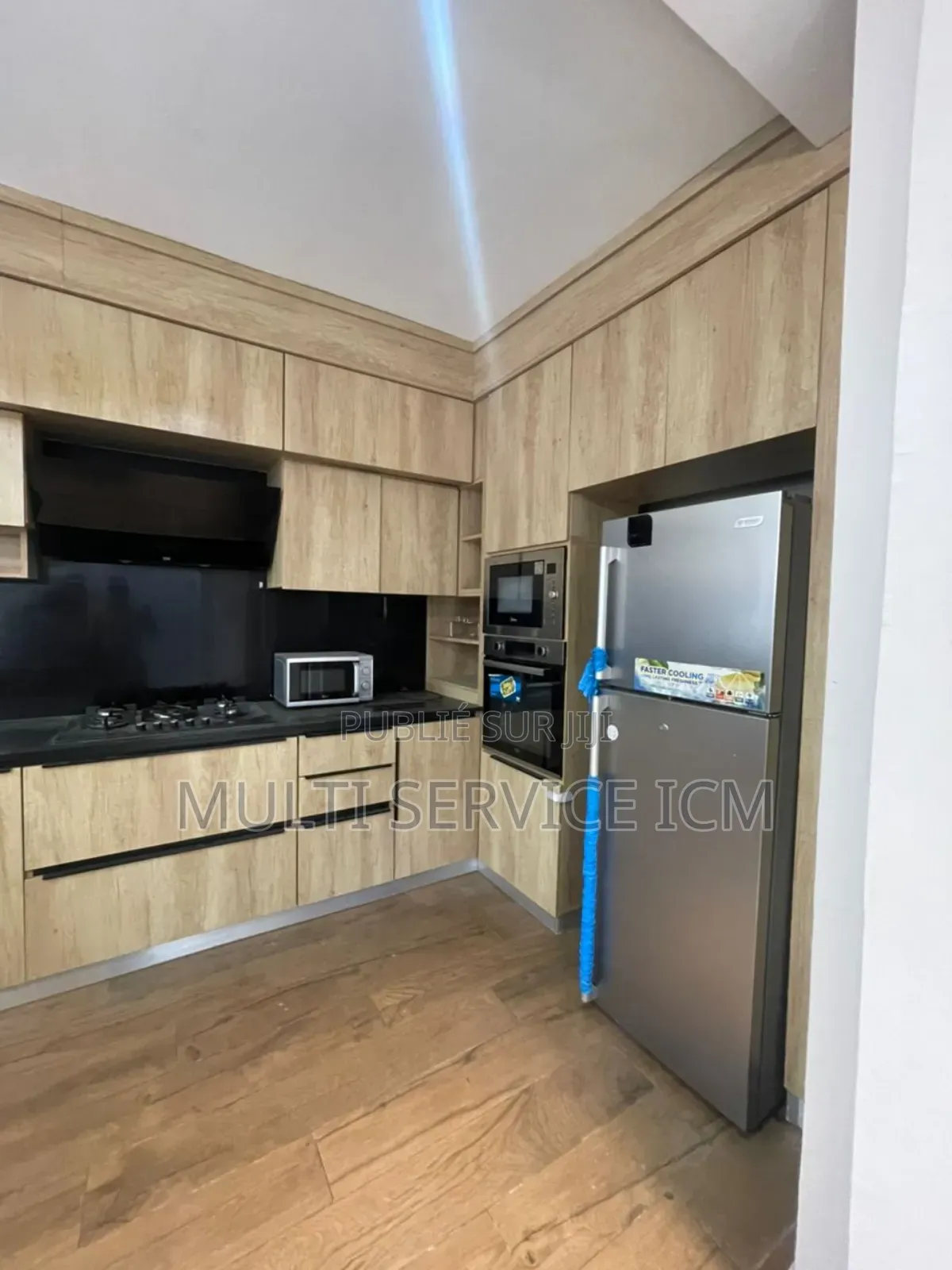 Furnished 8chbre Duplex dans Ismaël Coulibaly, Cocody à Vendre