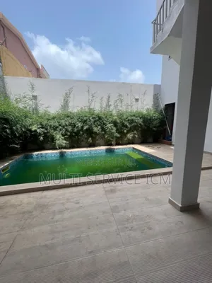 Furnished 8chbre Duplex dans Ismaël Coulibaly, Cocody à Vendre