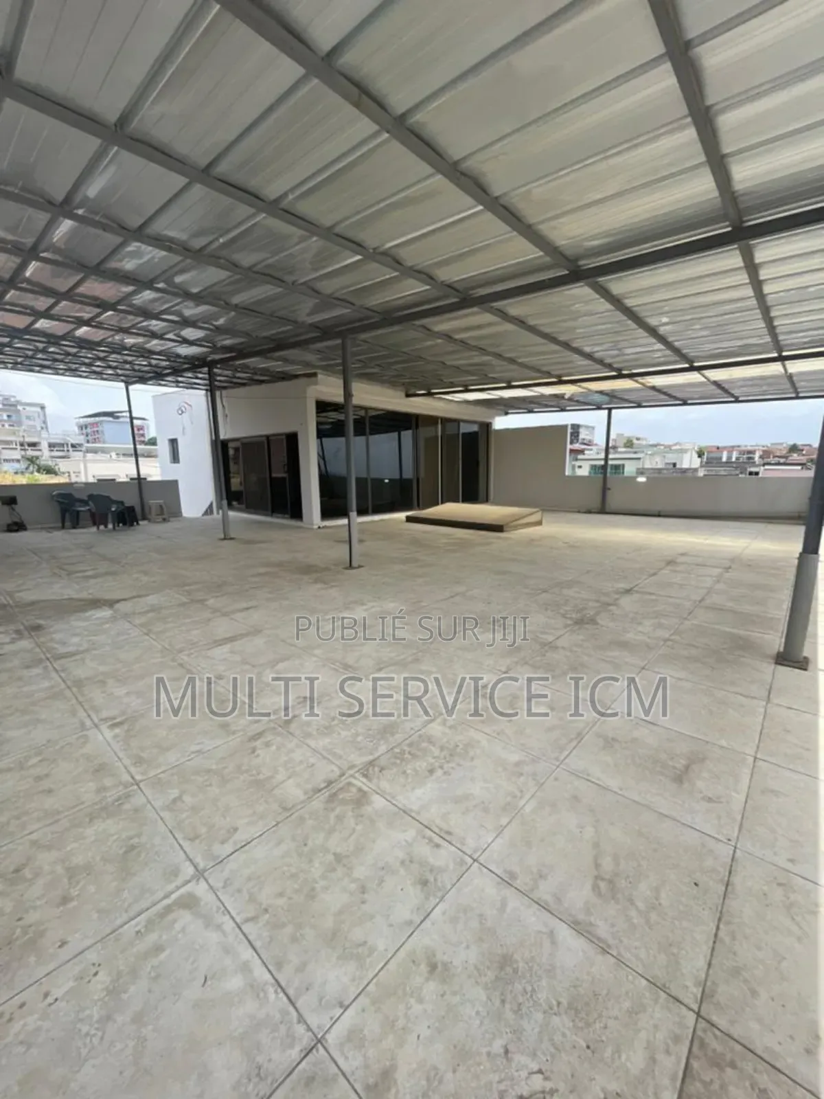 Furnished 8chbre Duplex dans Ismaël Coulibaly, Cocody à Vendre