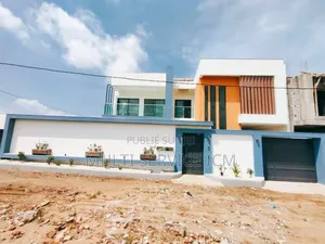 Furnished 3chbre Duplex dans Ismael Coulibaly, Cocody à Vendre