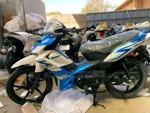 Nouveau TVS HLX 125 2026 Bleu