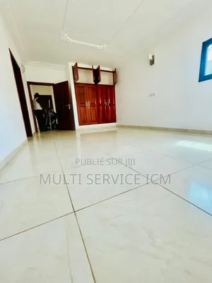 Furnished 7chbre Duplex dans Ismaël Coulibaly, Cocody à Vendre