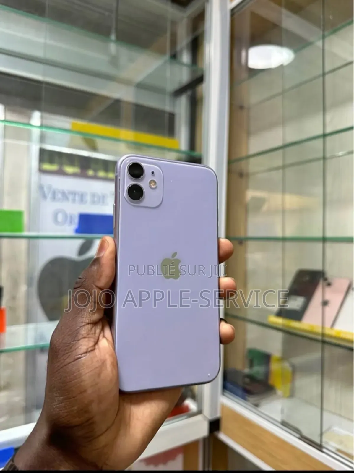 Nouveau Apple iPhone 11 64 GB Violet