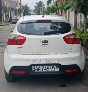 Kia Rio 2013 Blanc