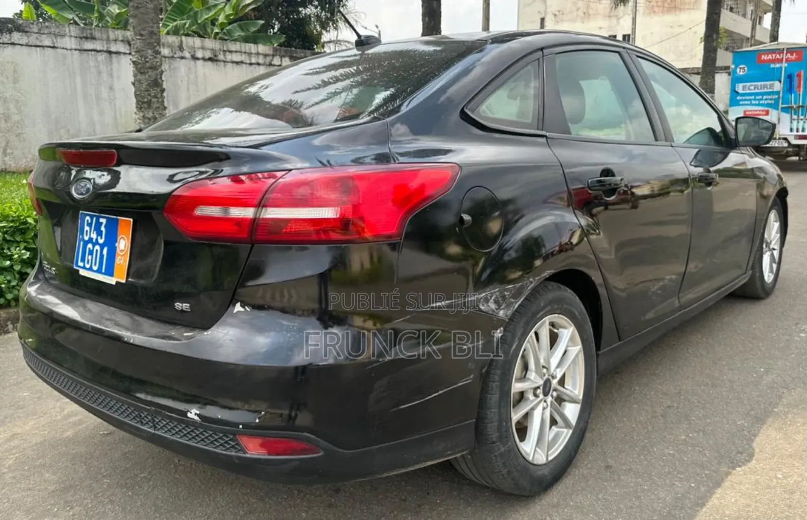 Ford Focus S dr Sedan (2.0L 4cyl 5M) 2017 Bleu