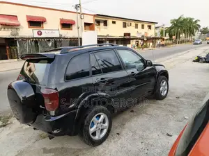 Toyota RAV4 200 4X4 Automatic 2008 Noir