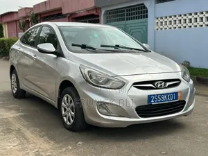 Hyundai Accent SE Sedan 2016 Gris
