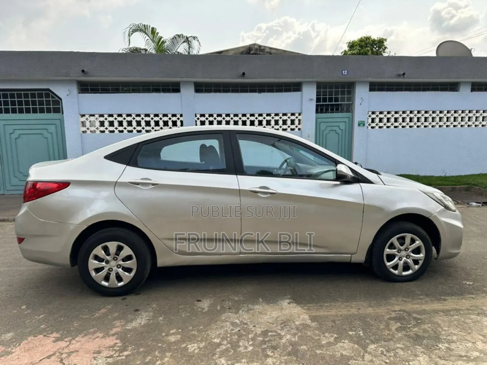 Hyundai Accent SE Sedan 2016 Gris