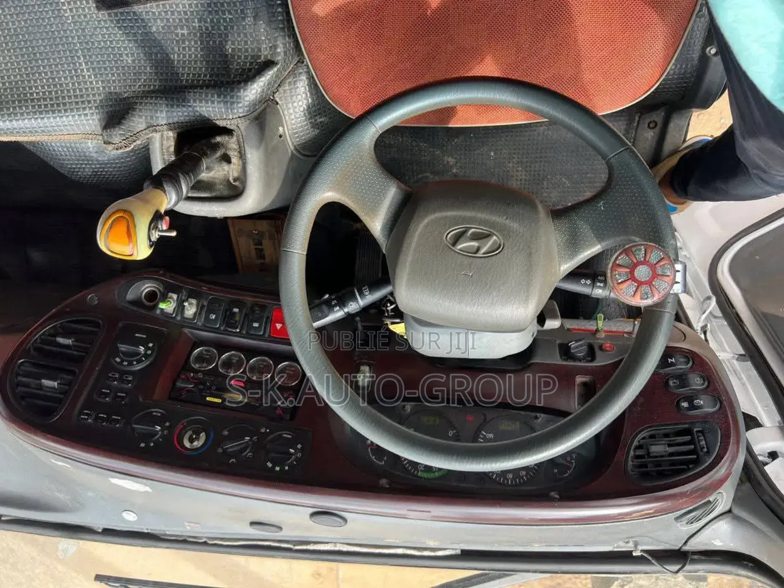 Hyundai County 2018 Blanc