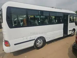 Hyundai County 2018 Blanc