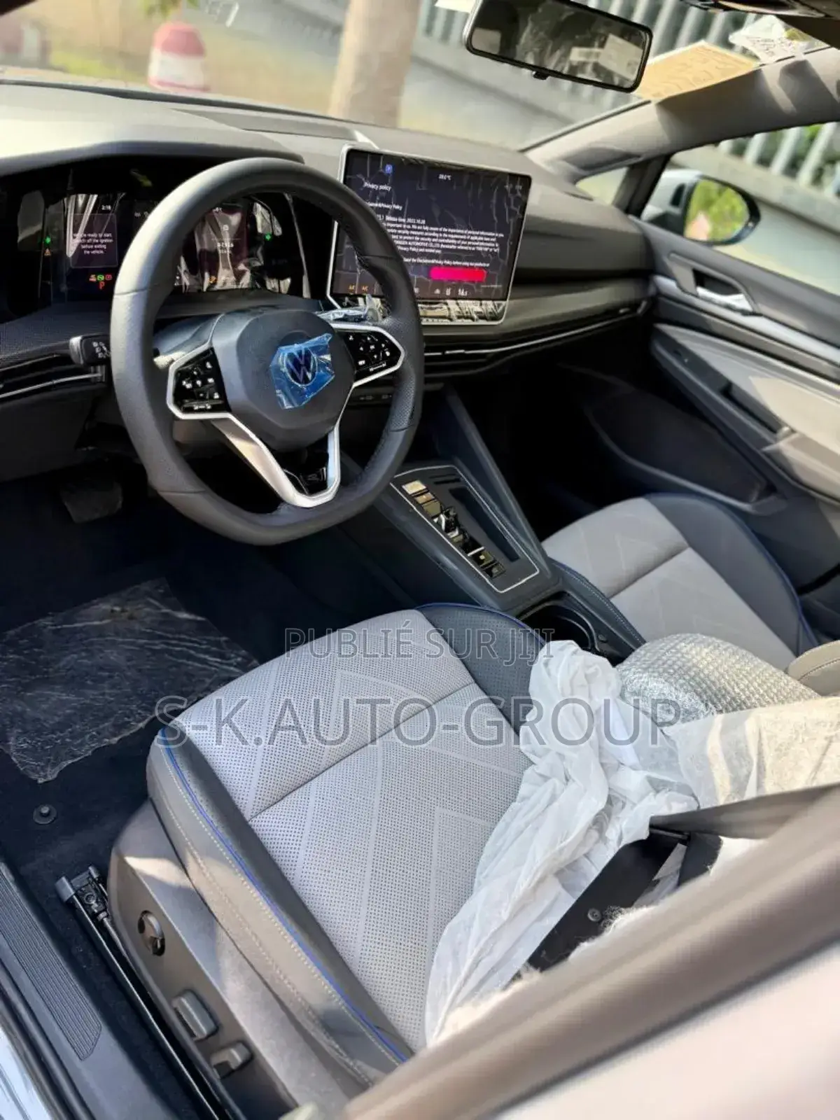 Volkswagen Golf 2025 Bleu