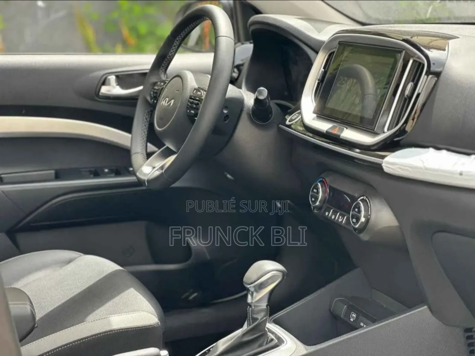 Kia Stonic 2025 Blanc