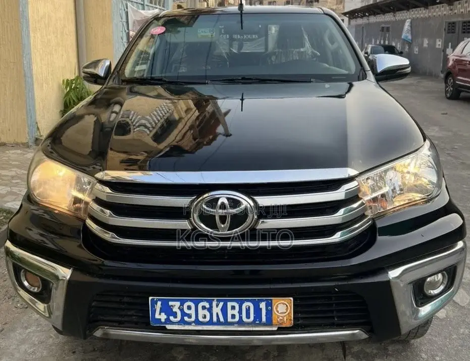 Toyota Hilux Revo Double Cab Petrol 2.7 AWD 2021 Noir