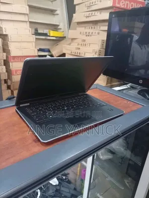 Nouveau Dell Latitude 7440 8GB Intel Core i5 SSD 512GB