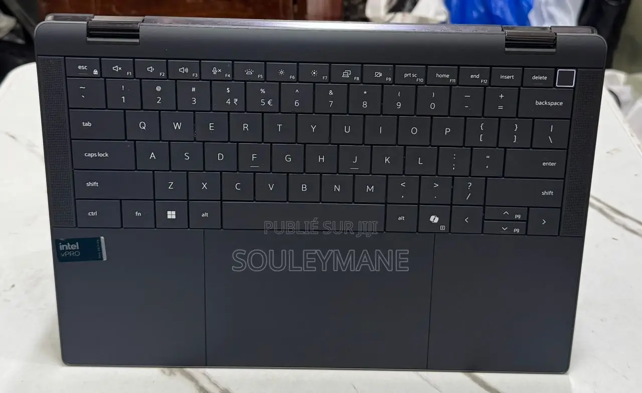 Dell Latitude 9440 16GB Intel Core Ultra 7 SSD 512GB