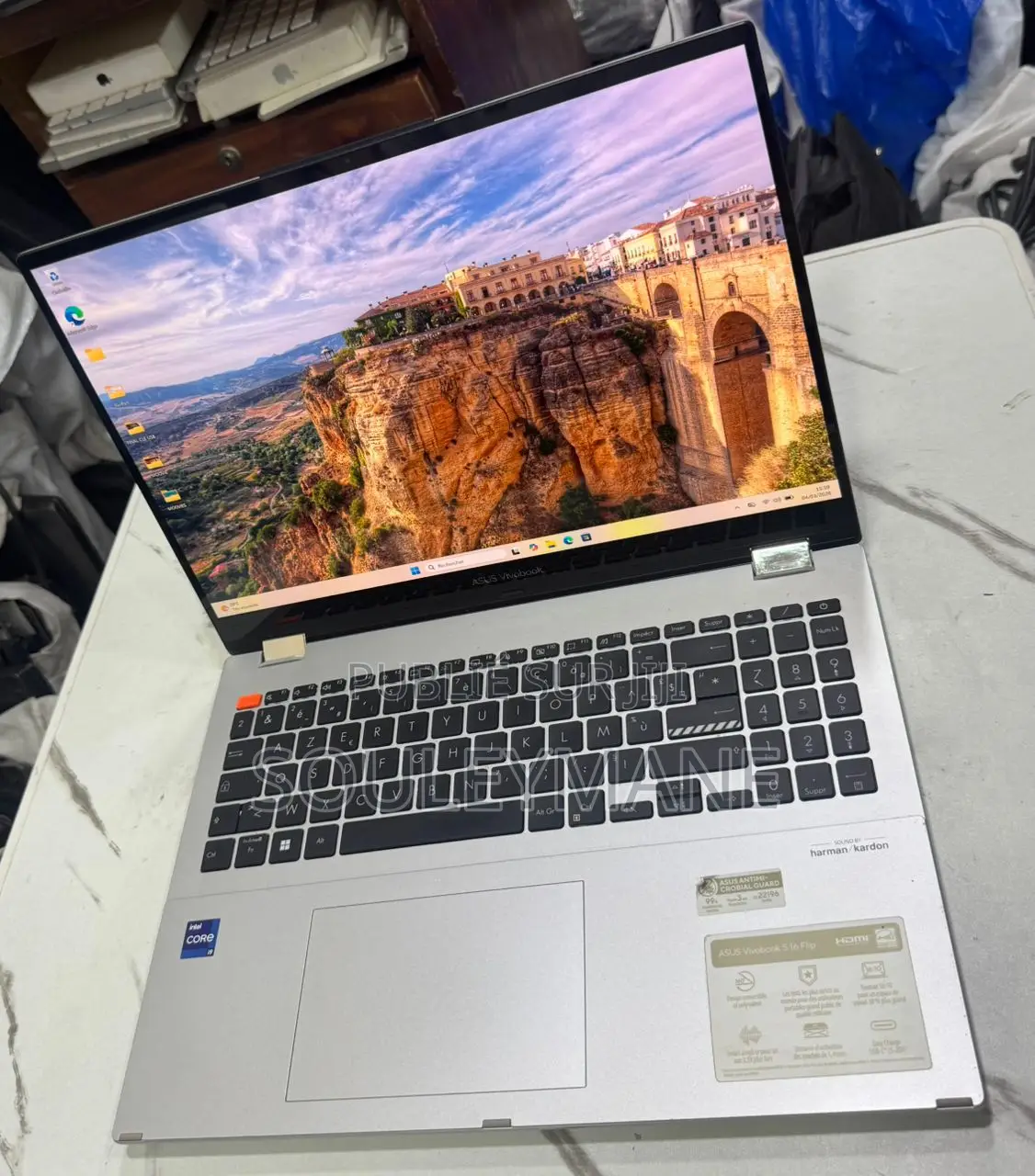 Asus VivoBook Pro 17 N705UD 16GB Intel Core i9 SSD 512GB