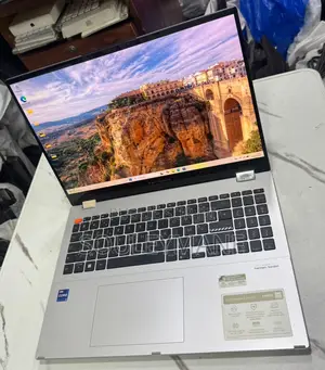 Asus VivoBook Pro 17 N705UD 16GB Intel Core i9 SSD 512GB