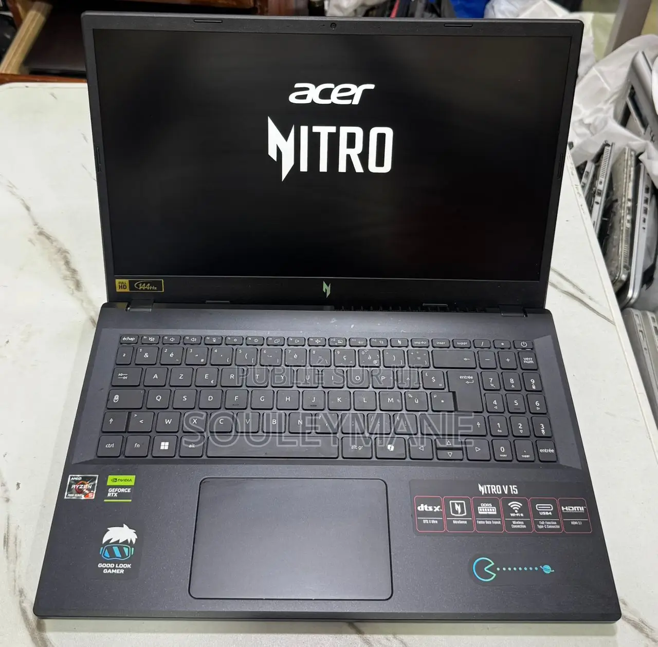Ordinateur portable Acer Nitro 5 16GB AMD Ryzen 5 SSD 512GB