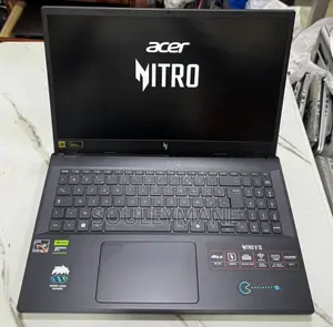 Ordinateur portable Acer Nitro 5 16GB AMD Ryzen 5 SSD 512GB