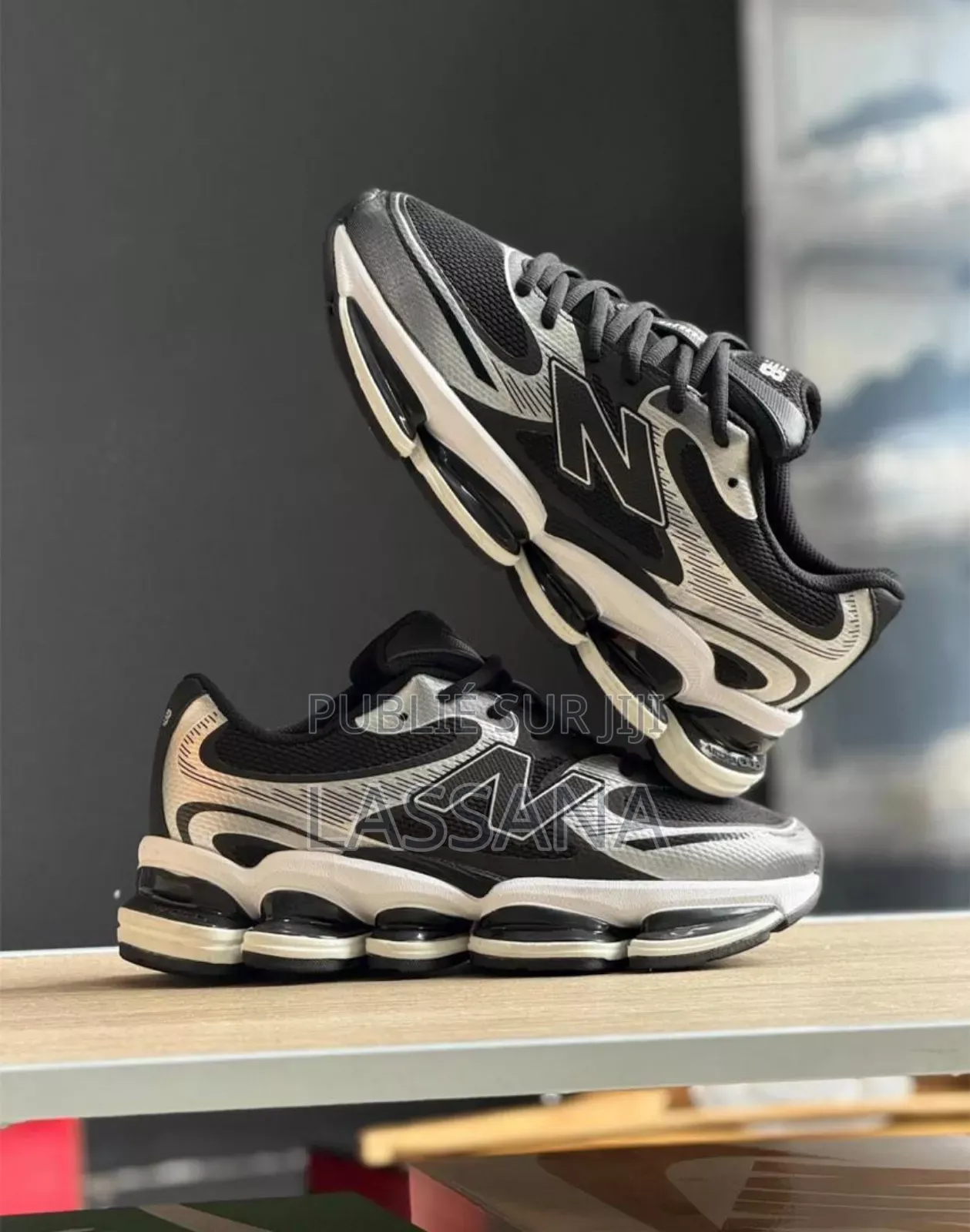 New Balance Abzorb 2000