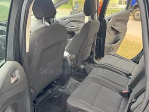 Ford Escape 2018 Gris