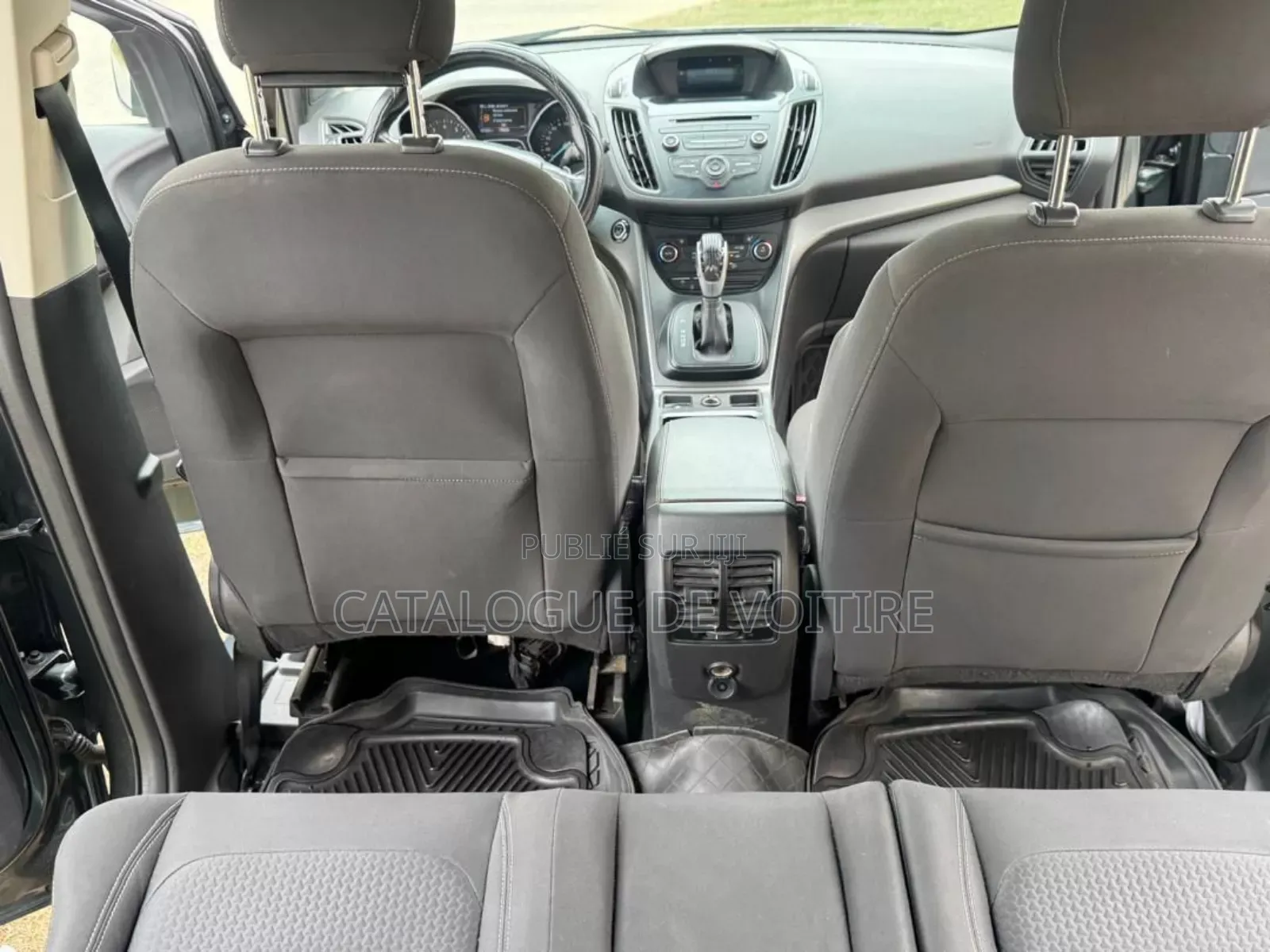 Ford Escape 2018 Gris