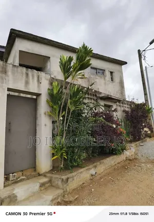 5chbre Duplex dans Miss Kouassi, Bingerville à Vendre