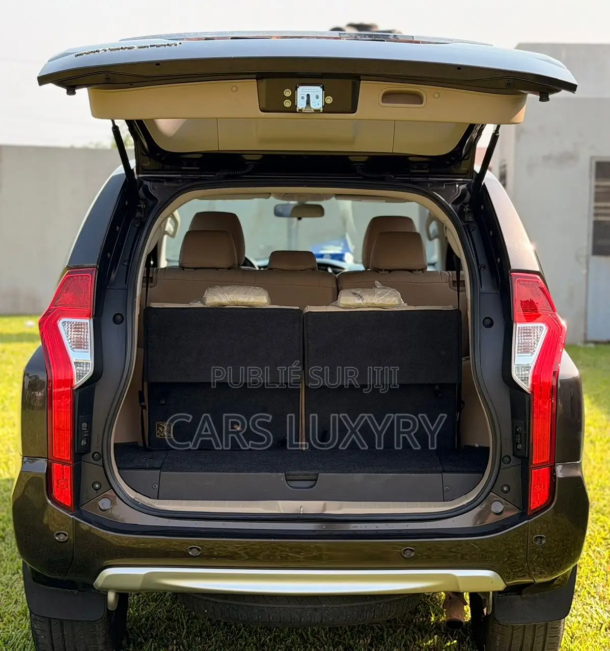 Mitsubishi Montero Sport 2021 Marron