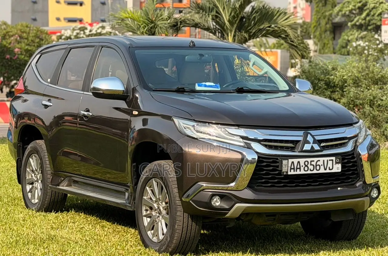 Mitsubishi Montero Sport 2021 Marron
