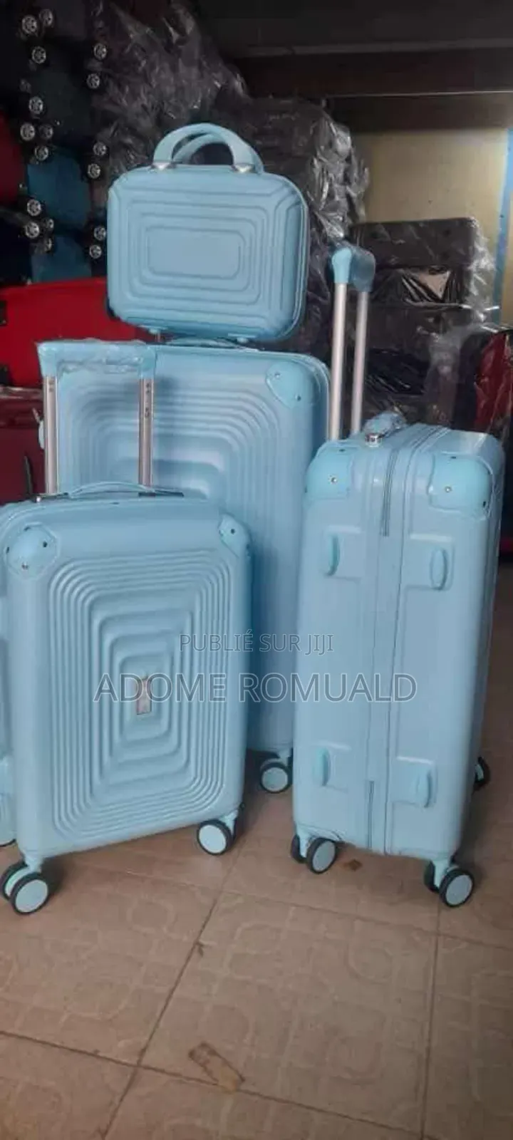 Nouveau Lot De Valise 4 en 1 Disponible!