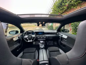 Mercedes-Benz CLA-Class 2021 Bleu